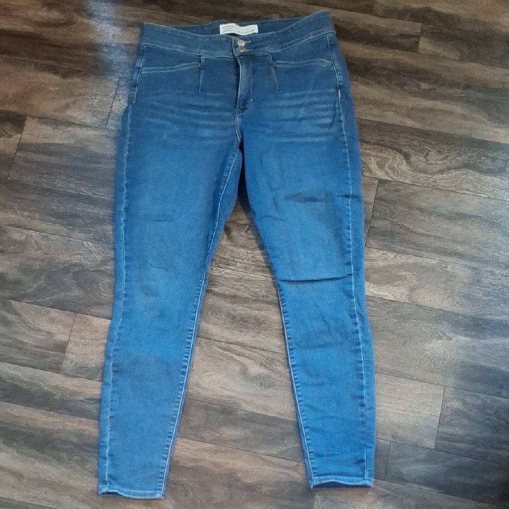 Signature by Levi Strauss Women's Blue Skinny Jeans